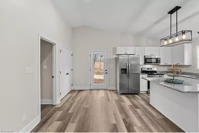 2953 Little Creek Drive, Thomasville, NC 27360 - Photo 17