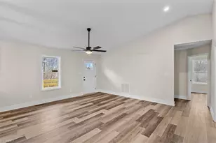 2953 Little Creek Dr, Thomasville, NC 27360 - Photo 9