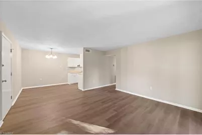 2235 Sunderland Road #97-C, Winston-Salem, NC 27103 - Photo 9