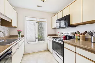 1415 Grantland Pl, Greensboro, NC 27410 - Photo 3