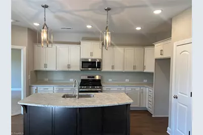 4240 Quartersaw Lane #TH6, Clemmons, NC 27012 - Photo 3