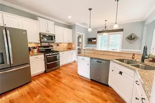 3009 Pearson Farm Dr, Browns Summit, NC 27214 - Photo 9