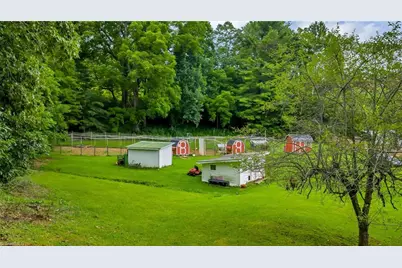 2351 US Highway 221, Jefferson, NC 28640 - Photo 5