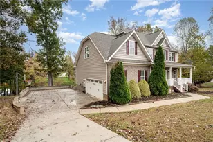 2917 Walbrook Terrace, Browns Summit, NC 27214 - Photo 5