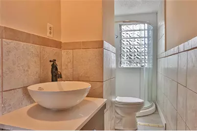 2036 1st Avenue SW, Hickory, NC 28602 - Photo 23