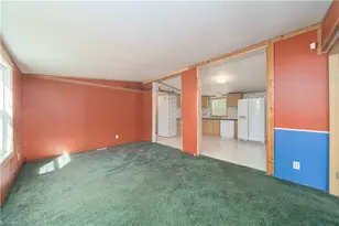 203 Carson Trl, Winston-Salem, NC 27107 - Photo 5