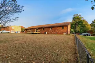 530 Brett Dr, Kernersville, NC 27284 - Photo 27