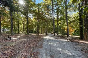 4604 Starmount Dr, Greensboro, NC 27410 - Photo 31