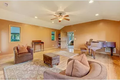 4604 Starmount Drive, Greensboro, NC 27410 - Photo 13