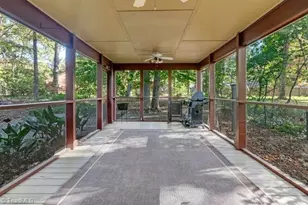 4604 Starmount Dr, Greensboro, NC 27410 - Photo 5