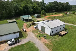 300 Tom Hunter Rd, Pilot Mountain, NC 27041 - Photo 41