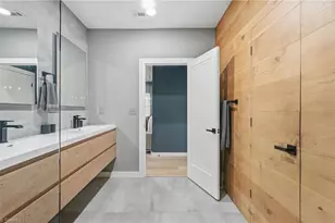 4228 Starmount Dr, Greensboro, NC 27410 - Photo 39