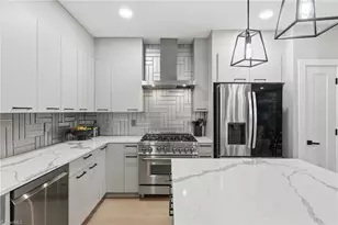 4228 Starmount Dr, Greensboro, NC 27410 - Photo 9