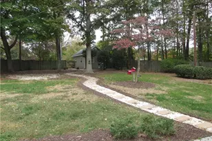 6235 Selwyck Ln, Kernersville, NC 27284 - Photo 3