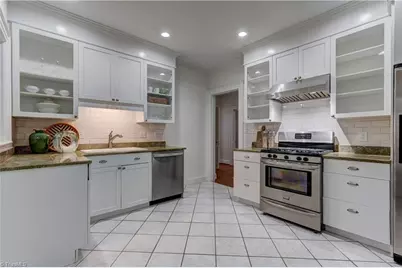 207 S Tremont Drive, Greensboro, NC 27403 - Photo 37