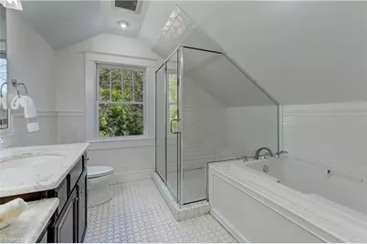 207 S Tremont Drive, Greensboro, NC 27403 - Photo 17