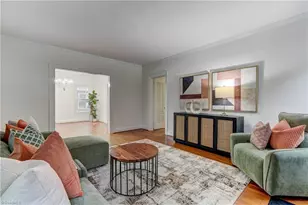 207 S Tremont Dr, Greensboro, NC 27403 - Photo 7