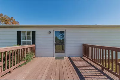 1085 Ashburn Drive, King, NC 27021 - Photo 3