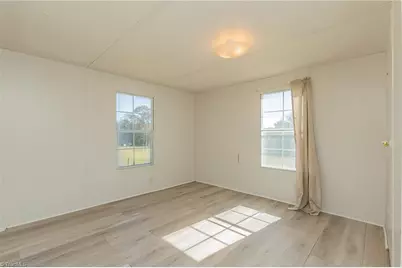 1085 Ashburn Drive, King, NC 27021 - Photo 9