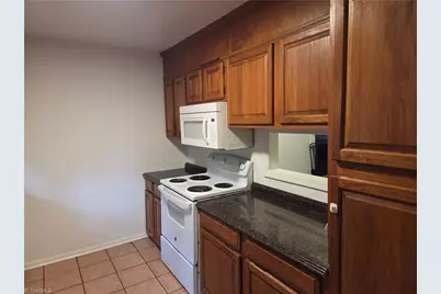 115 Cloister Oaks Circle, Winston-Salem, NC 27127 - Photo 5