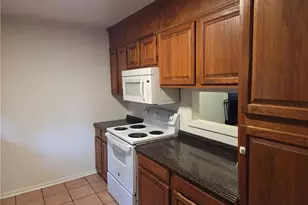 115 Cloister Oaks Cir, Winston-Salem, NC 27127 - Photo 5