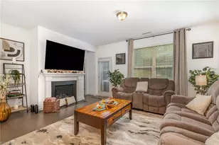 411 Mockingbird Ln, Mebane, NC 27302 - Photo 5