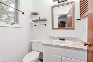 4507 Trailwood Dr, Greensboro, NC 27407 - Photo 13