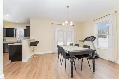 1514 Kingsway Drive, High Point, NC 27260 - Photo 9