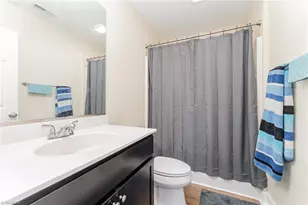 1514 Kingsway Dr, High Point, NC 27260 - Photo 15