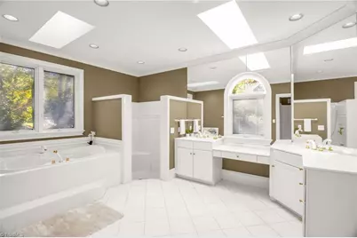 1902 Rockglen Lane, Greensboro, NC 27410 - Photo 23