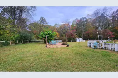 1890 Chickasha Drive, Pfafftown, NC 27040 - Photo 17