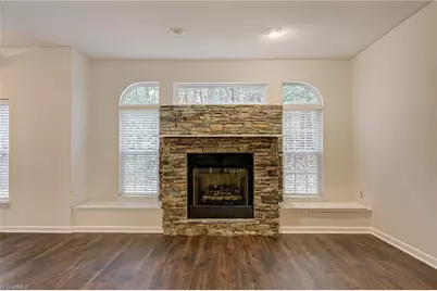 3005 Greystone Point #C, Greensboro, NC 27410 - Photo 7