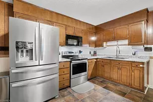 7025 Tree Hollow Rd, Thomasville, NC 27360 - Photo 13