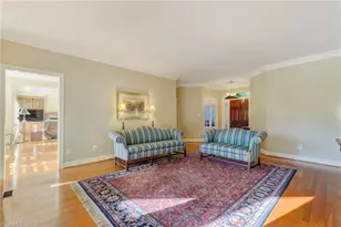 203 W Stonebury Ct, Reidsville, NC 27320 - Photo 5