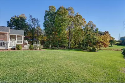 203 W Stonebury Court, Reidsville, NC 27320 - Photo 25