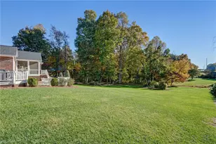 203 W Stonebury Ct, Reidsville, NC 27320 - Photo 25