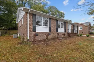 2407 Four Seasons Blvd, Greensboro, NC 27407 - Photo 15