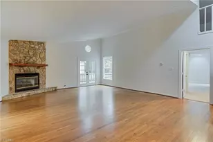 2206 Glenside Dr, Greensboro, NC 27405 - Photo 13