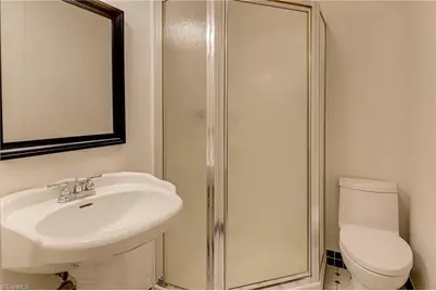 2206 Glenside Drive, Greensboro, NC 27405 - Photo 25