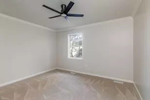 2663 Cottage Pl, Greensboro, NC 27455 - Photo 11