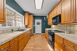 1040 Sycamore St, King, NC 27021 - Photo 13