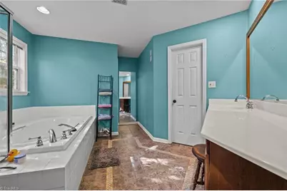 1040 Sycamore Street, King, NC 27021 - Photo 19