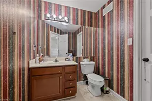 1040 Sycamore St, King, NC 27021 - Photo 23