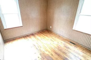 102 W Parker St, Graham, NC 27253 - Photo 11