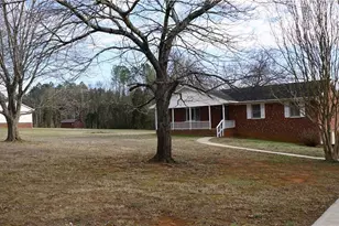 312 Foxcroft Dr, Lexington, NC 27292 - Photo 1