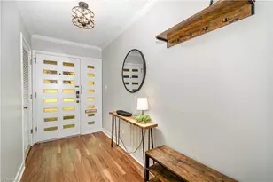 1127 Gatehouse Rd, High Point, NC 27262 - Photo 7