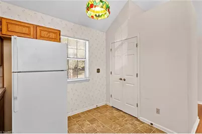 418 Shadybrook Road, High Point, NC 27265 - Photo 9