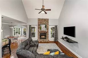 7600 Cedar Chase Dr, Greensboro, NC 27455 - Photo 7