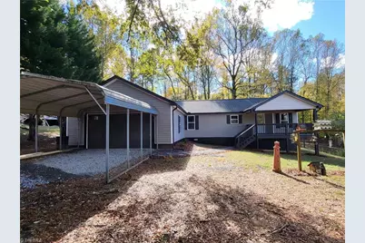 9238 Glen Cross Drive, Kernersville, NC 27284 - Photo 5