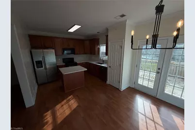 4431 Baylor Street, Greensboro, NC 27455 - Photo 7